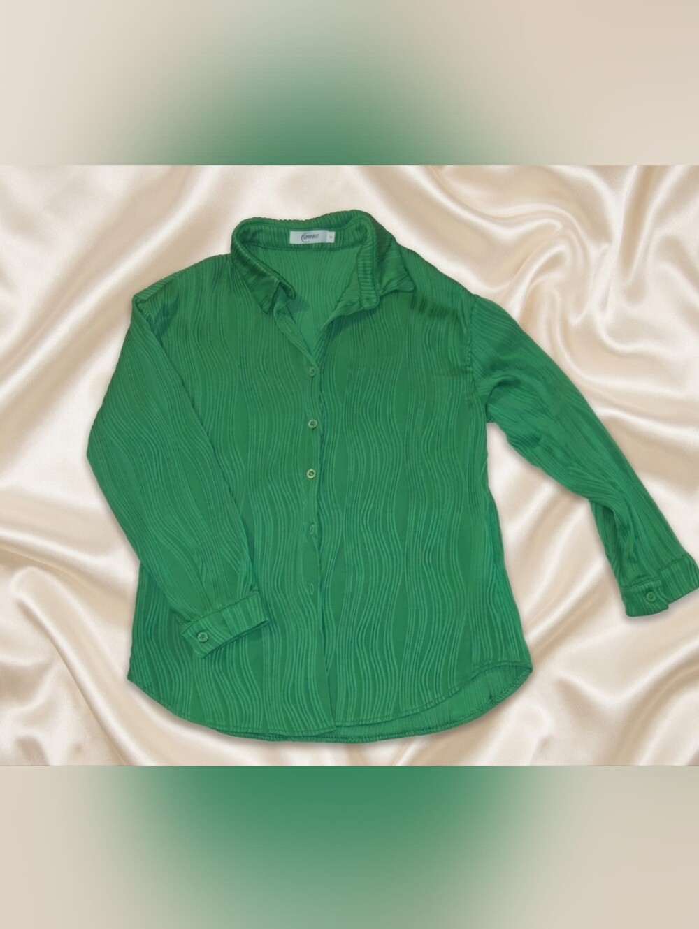 CHYRII Green Button Down Shirt Size M